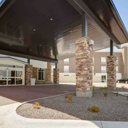 Holiday Inn Express & Suites NORTH PLATTE by IHG