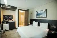 HOTEL CASSINO TOWER SAVASSI 벨루오리존치 호텔