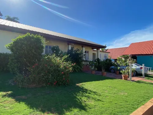 La Central Villa / Cozy, Private and Centric Stay Near Downtown Fajardo