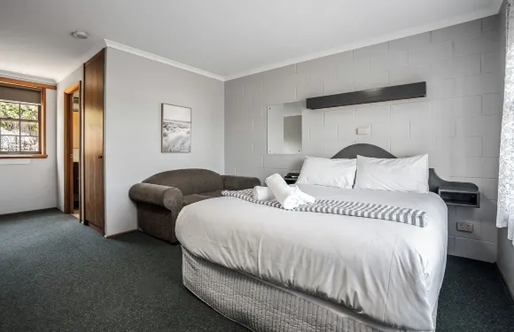 布里德波特灣旅館