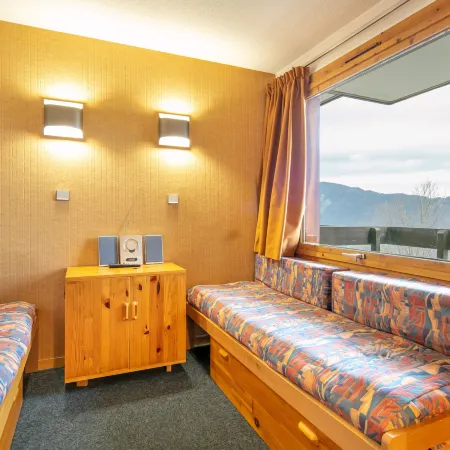 Studio in Doucy at the Foot of Ski Slopes