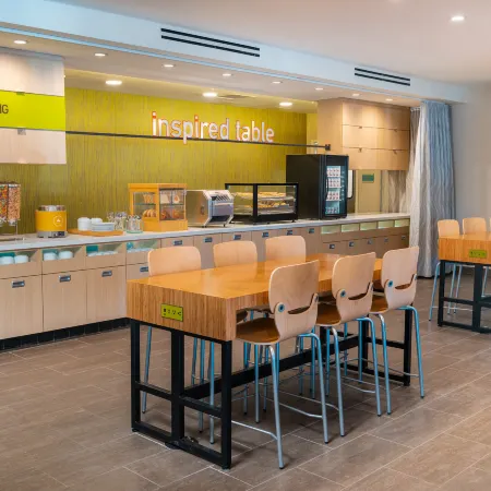 Home2 Suites by Hilton Corona