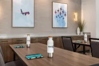 Tru by Hilton Fort Worth Lake Worth Hotels in Sansom Park