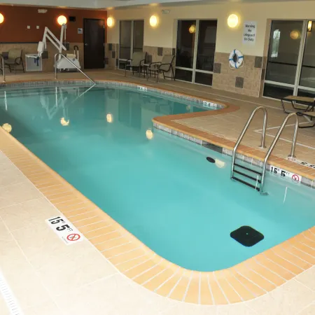 Holiday Inn Express & Suites CLINTON by IHG