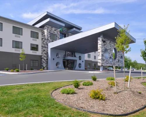 Holiday Inn Express & Suites SHIPPENSBURG by IHG Hotels in Cumberland County