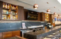 Holiday Inn & Suites PUERTO VALLARTA MARINA & GOLF by IHG - ที่มีบาร์