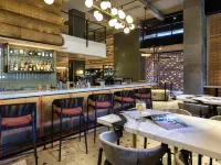 峇里島庫塔海灘雅高TRIBE酒店（2022 年 6 月開業） - 酒吧