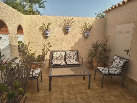 Casita Leon - Peaceful Villa Retreat with Private Pool & Panoramic Views.