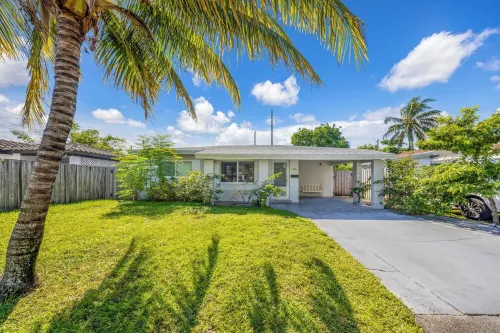 Ideal Weekly Stay w/ Backyard BBQ, 10mins to Beach/Airport, 25mins to Miami