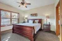 Kemper's Cabin by Silver Dollar City - Ideally Located