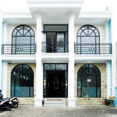 Sans Arya Hotel Batu