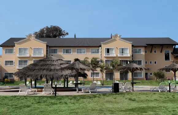 皮拉爾温德姆豪生酒店