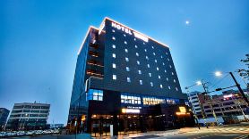 Hotel Wanted