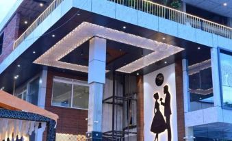 Dream House Club And Resort