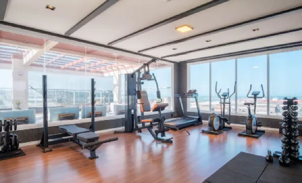 Studio in a Condo w/ Pool 550m From Beach Tor0407