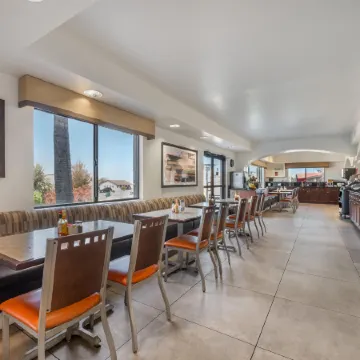 Best Western Plus Kings Inn  Suites