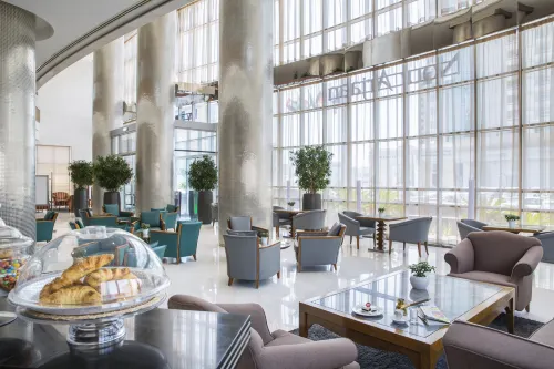 Nour Arjaan by Rotana - parking