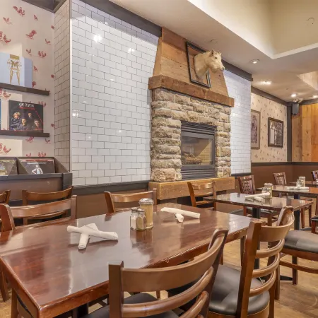 Best Western Plus Carlton Plaza Hotel