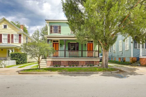 Victorian Vacation Rental Apt in Downtown New Bern - balcony