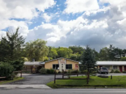 比利汽車旅館 塔克縣酒店