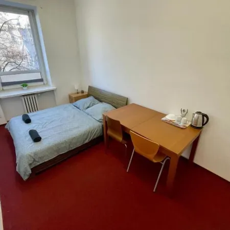 Fantastic-Inn Warszawa - NS27 Отели рядом с достопримечательностью «Музей польской армии»