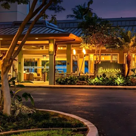 Kbm Resorts Free Car Mahana Oceanfront 2-Bedroom Penthouse with Gorgeous Sunsets Mah-1211