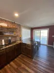 Cozy riverside cabin on the Neosho river