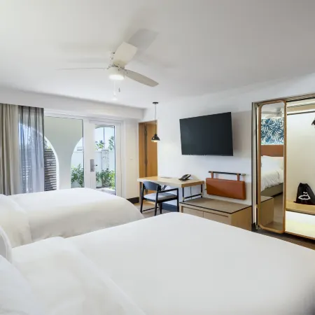 voco SURFSIDE ARUBA by IHG