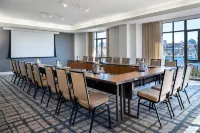 Delta Hotels Victoria Ocean Pointe Resort