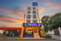 FabHotel Grand Sheela - ที่มีที่จอดรถ