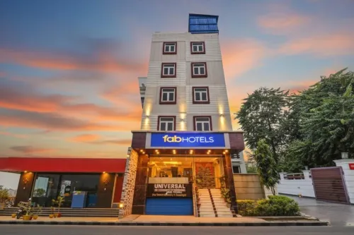 FabHotel Grand Sheela - 3-نجوم