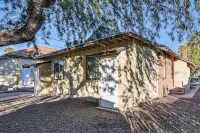 Walkable Haven 1 Mi to Dtwn Phoenix & Chase Field! - شقق