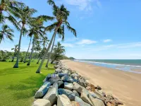 Comfort Resort Blue Pacific - Beach