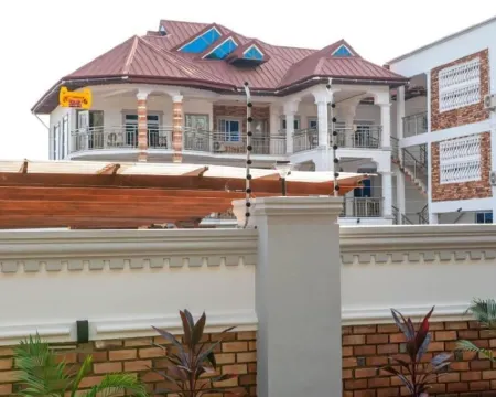 Sannak Hotel Hotéis em Sunyani