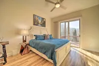 Beautiful Whittier Condo w/ Deck + Mtn Views! - Apartments