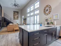 Modern, Spacious Loft in Douglas with Free Parking! Hotels in Douglas