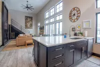 Modern, Spacious Loft in Douglas with Free Parking!
