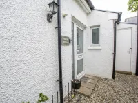 Helena Cottage Hotels in Leven