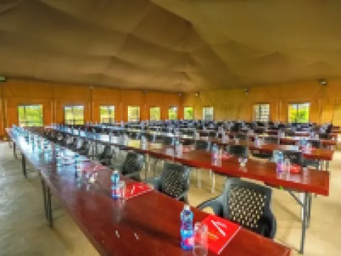 Muthu Mara River Lodge Hotels in Mara