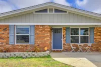 Spacious Fort Walton Beach Home ~ 2 Mi to Beach! - Country Houses