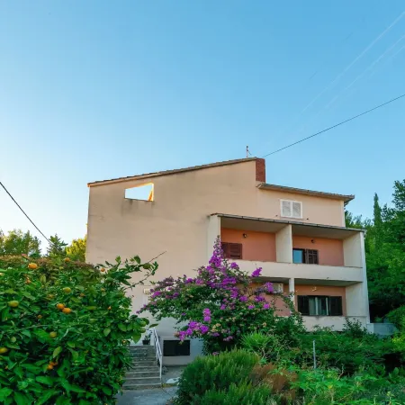 Apartments Mari