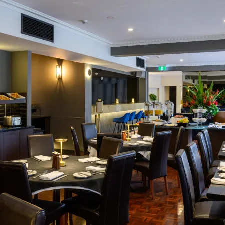 Crest on Barkly Hotel Отели рядом с достопримечательностью «Прахран»
