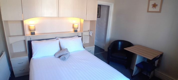 Home and Away Guesthouse Hotels in Bridlington