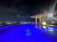 Anthonian Suites - Rooftop Pools