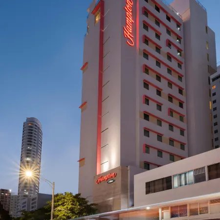 Hampton by Hilton Cartagena Отели рядом с достопримечательностью «Бокагранде»