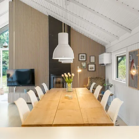 "Julie" - 1.5km from the Sea