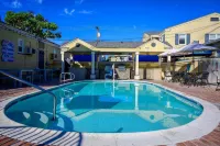 Coronado Inn - piscina