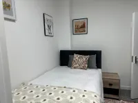 Modern 3bedroom Home in Bury Premium Mattresses Blackout Blinds Ensuite M Hotels in Bury