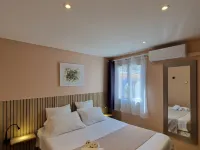 Le Cosy โรงแรมในเฟรฌู