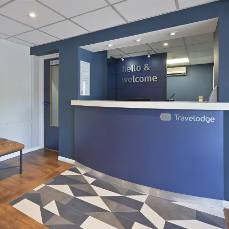 Travelodge Birmingham Yardley Отели рядом с достопримечательностью «Сайрхолл Милл»